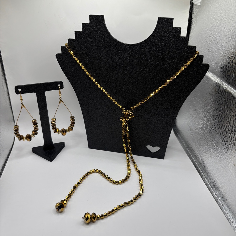 Sparkling Faceted Beads Hand Knotted/Lariat Style Necklace and Earrings Set